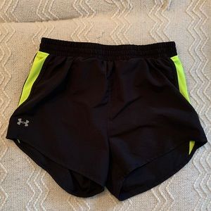 Under Armor Women’s athletic shorts Size -XS